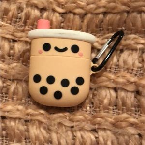 uo airpods case